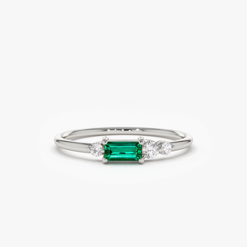 Baguette Emerald Diamond Ring