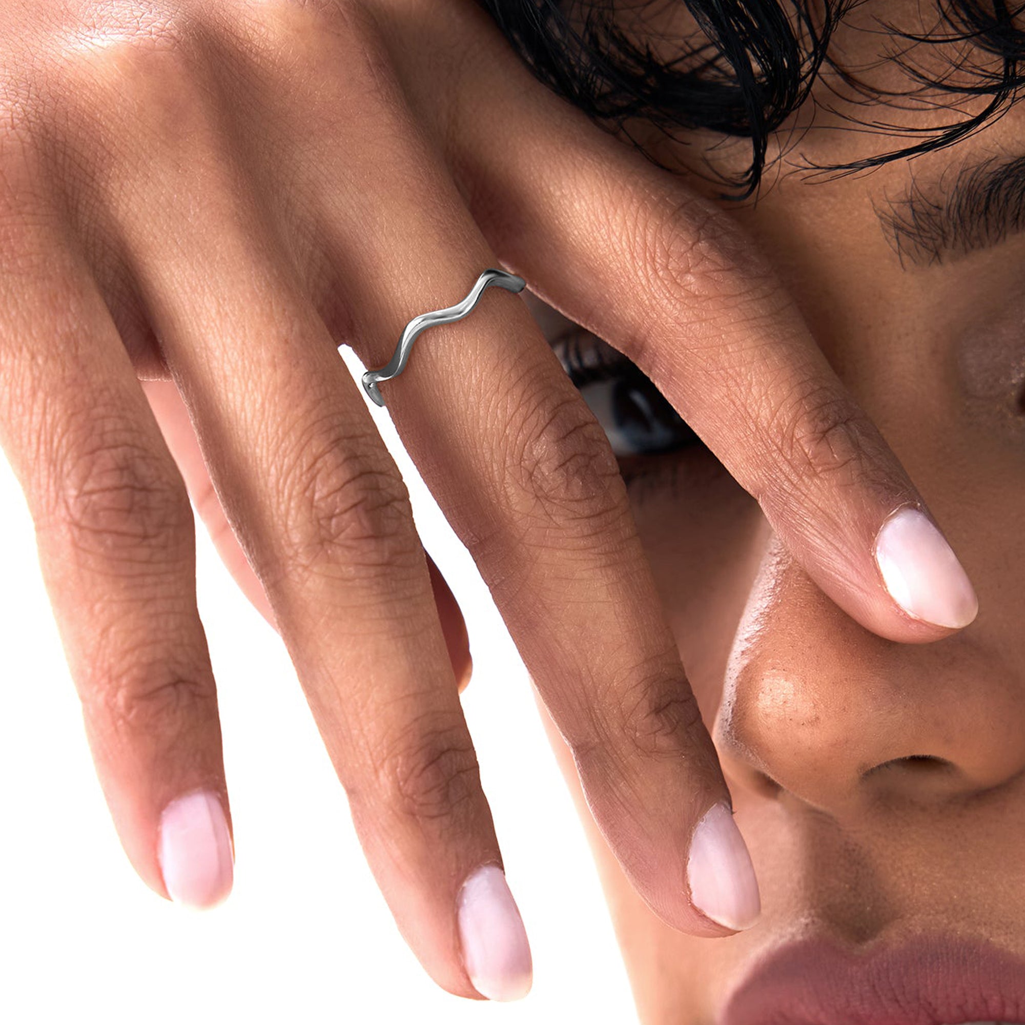 Minimalist Wave Ring