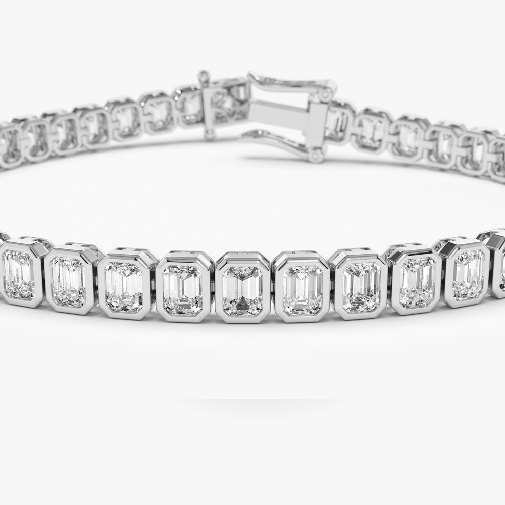 Bezel Setting Emerald Cut Diamond Tennis Bracelet