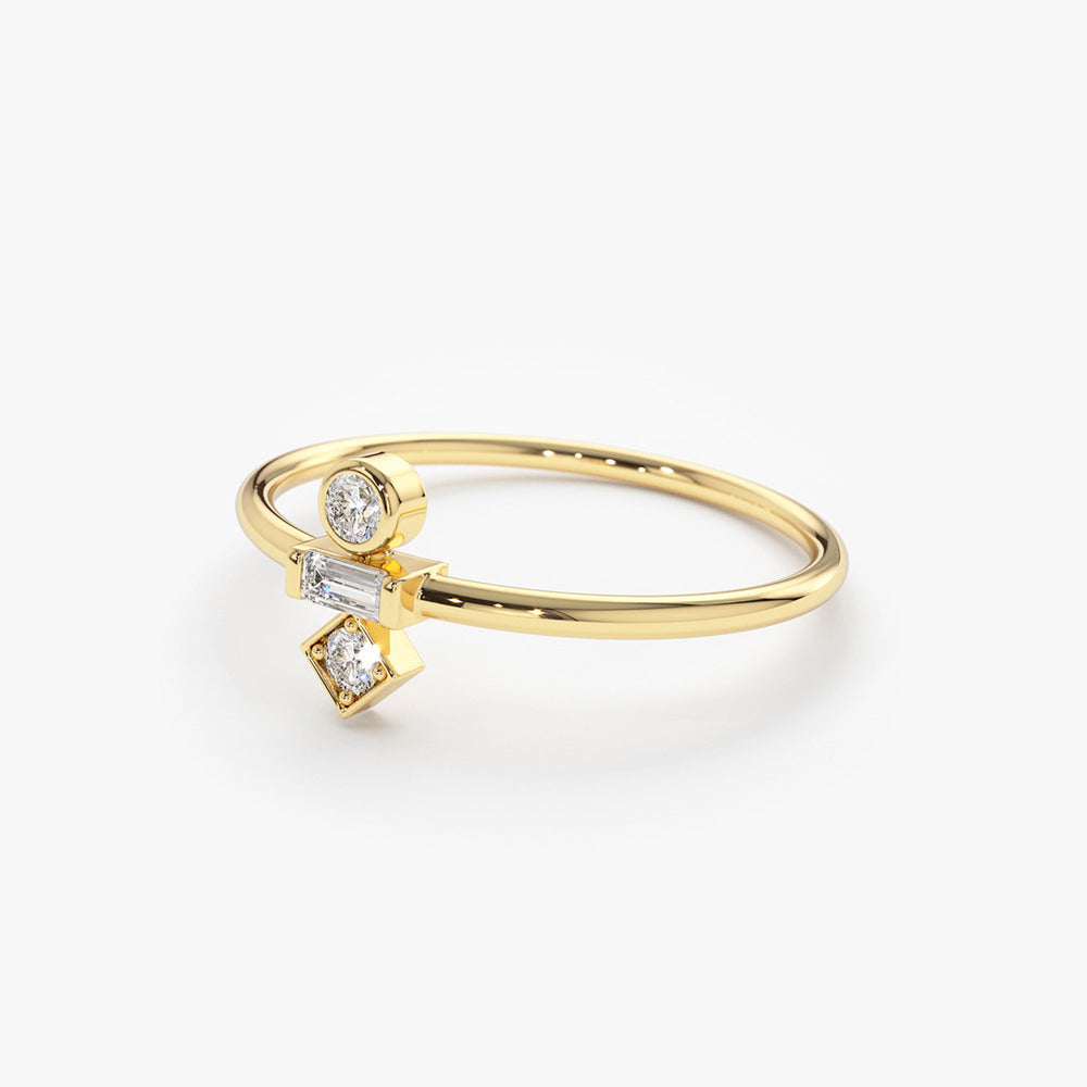 Baguette and Round Cut Diamond Ring