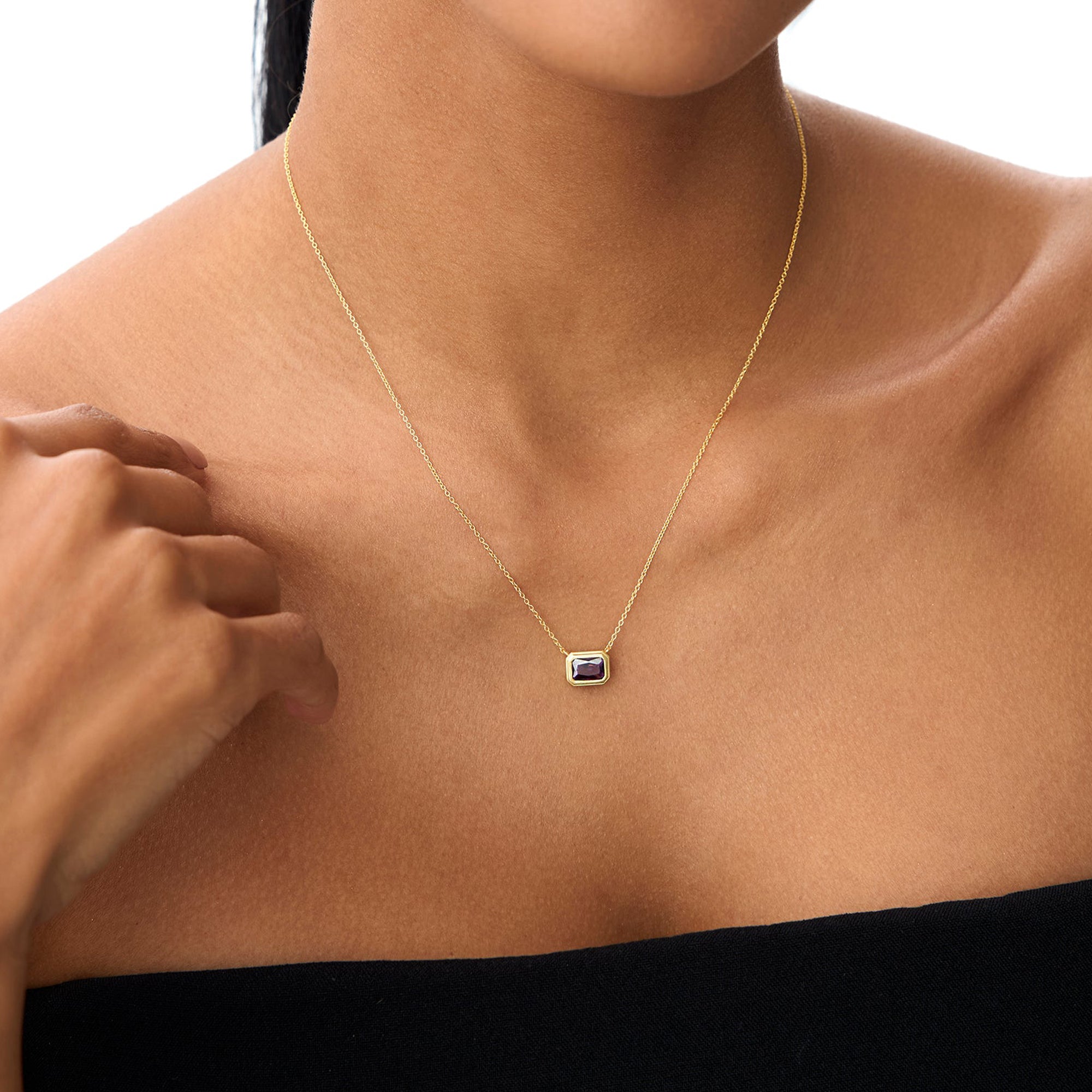 Emerald Cut Bezel Setting Amethyst