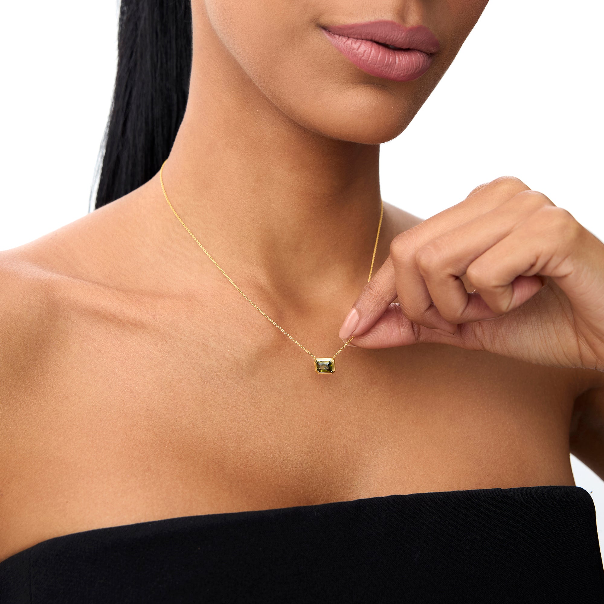 Emerald Cut Bezel Setting Peridot