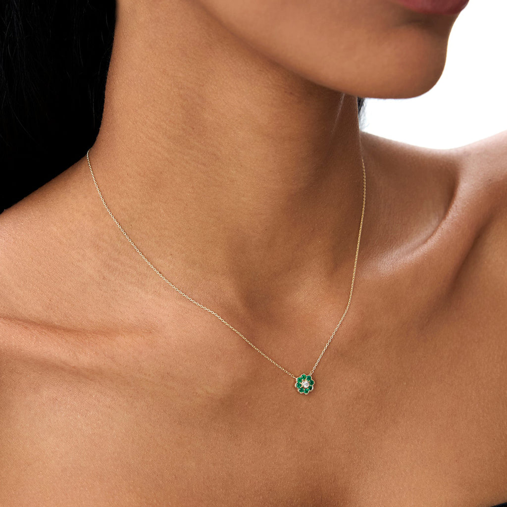 Bezel Setting Emerald Flower Diamond Necklace