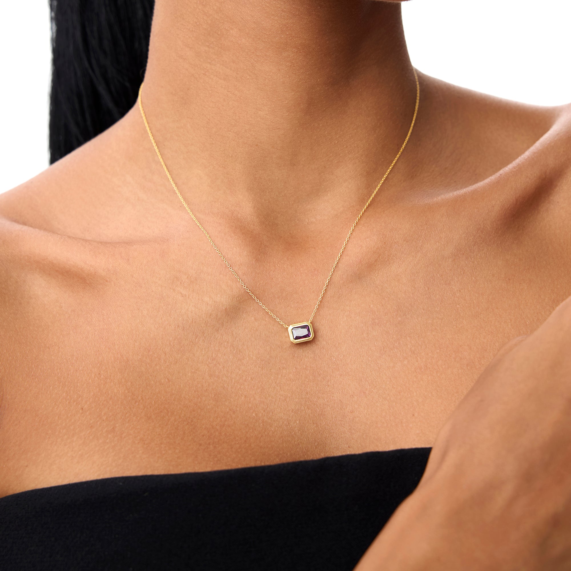 Emerald Cut Bezel Setting Amethyst