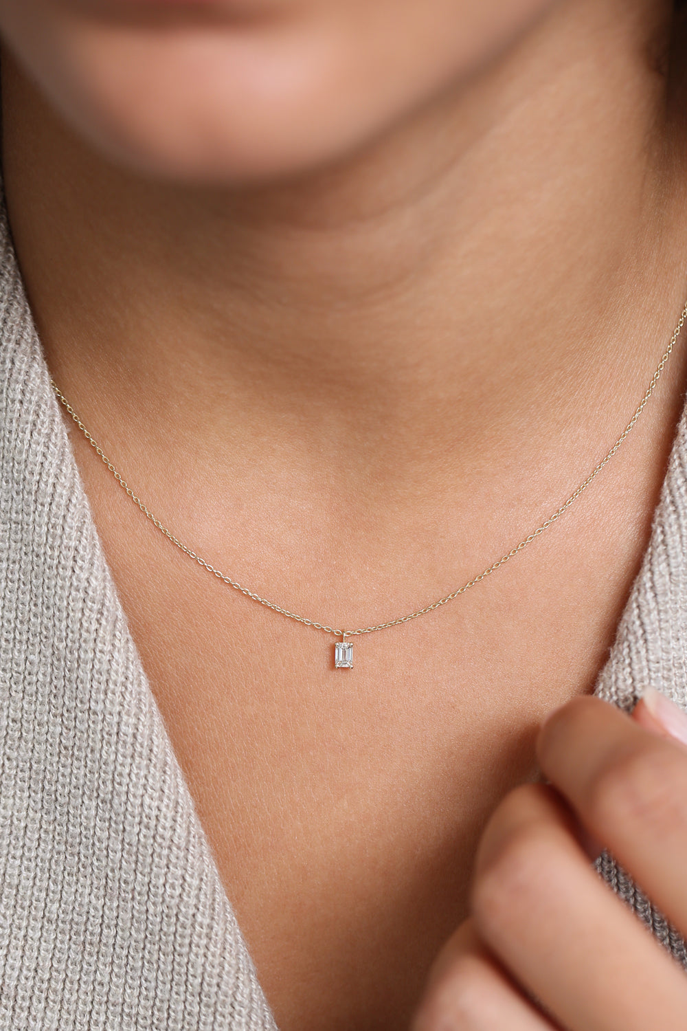 Emerald Cut Diamond Solitaire