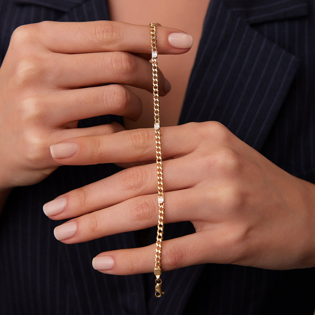 Cuban Link Bracelet w Emerald Cut Diamond