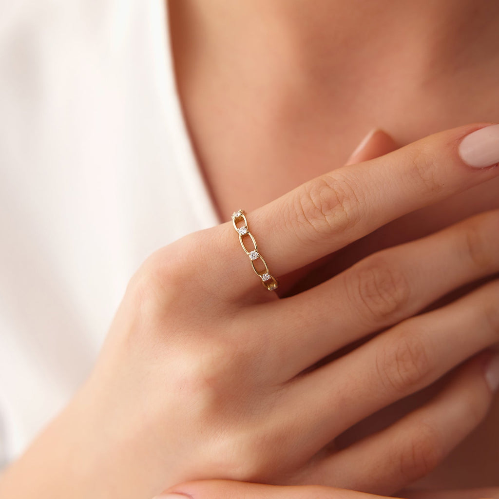 Bezel Setting Unique Diamond Wedding Band