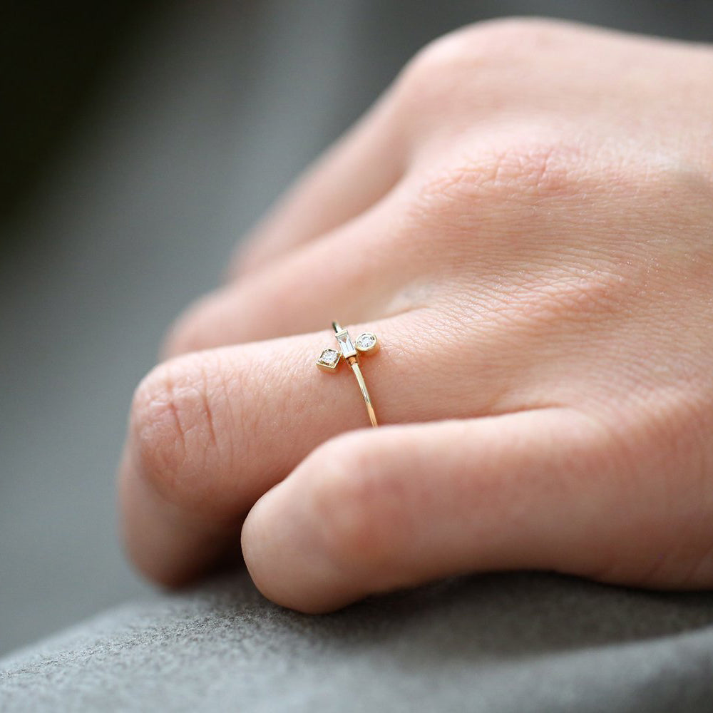 Baguette and Round Cut Diamond Ring