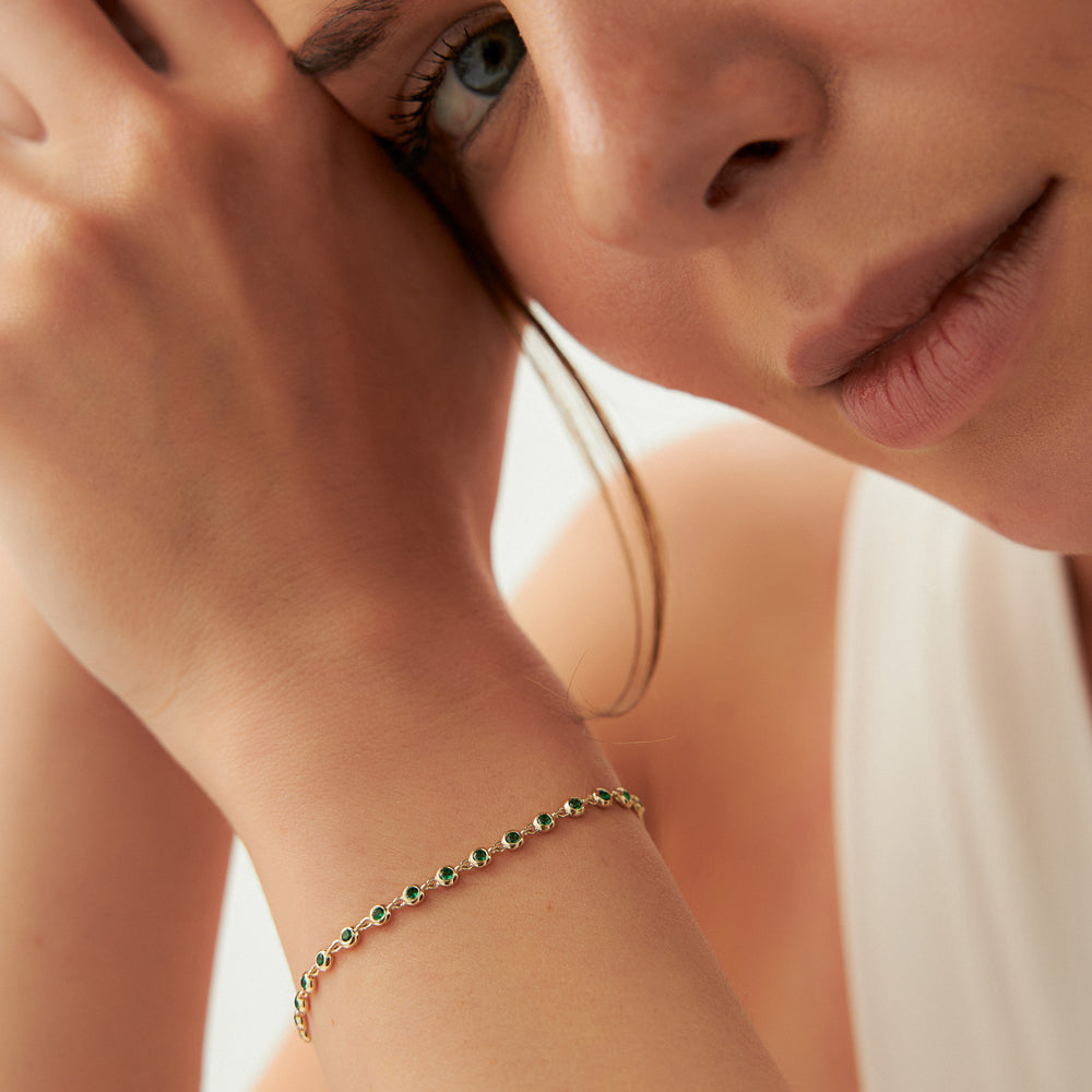 Bezel Set Emerald Tennis Bracelet