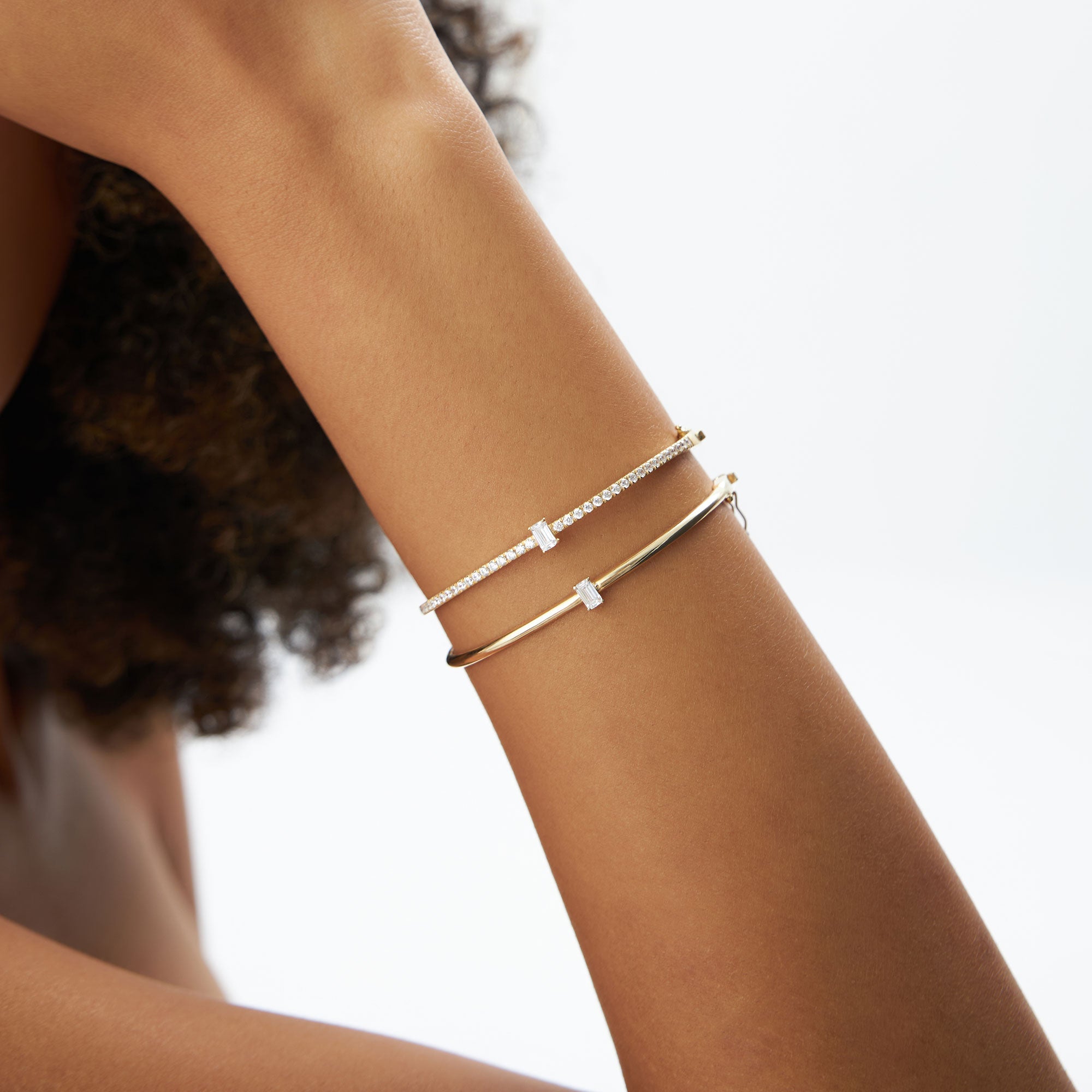 Emerald Shape Diamond Solitare Bangle