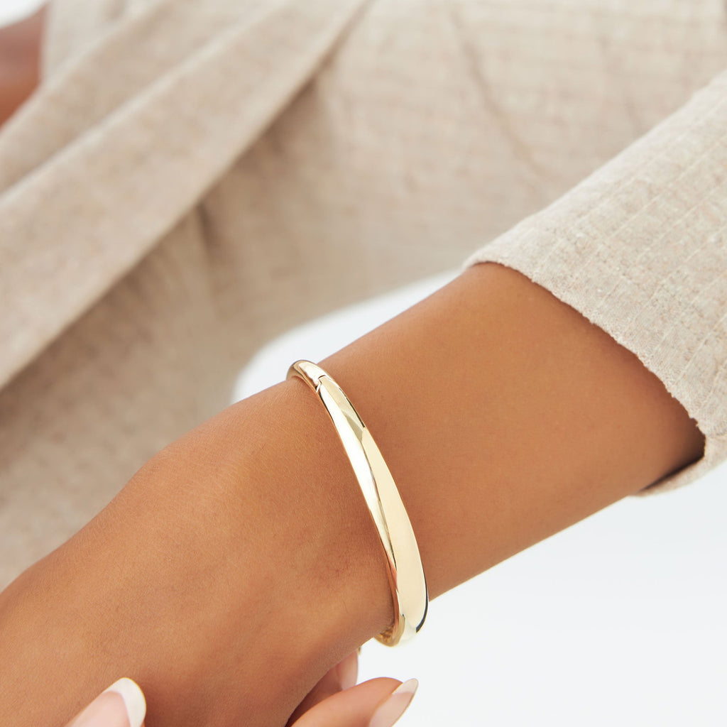 7.5MM Classic Dome  Bangle Bracelet