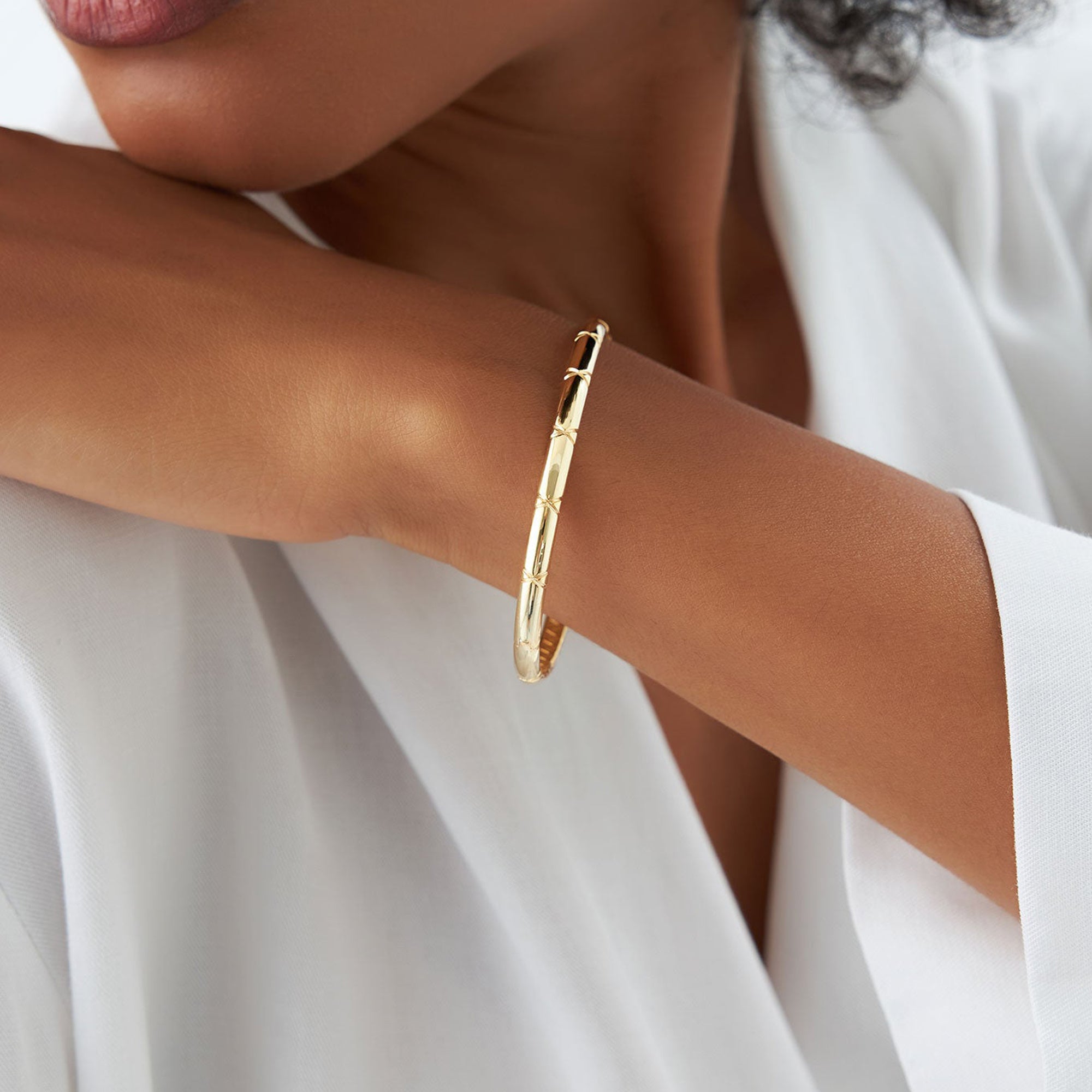 4MM Dome X Cut Design Bangle