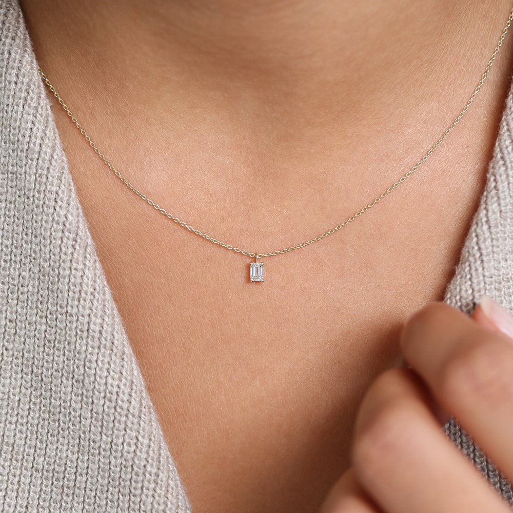 Emerald Cut Diamond Solitaire