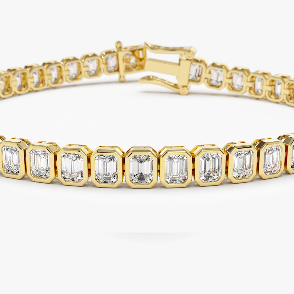 Bezel Setting Emerald Cut Diamond Tennis Bracelet